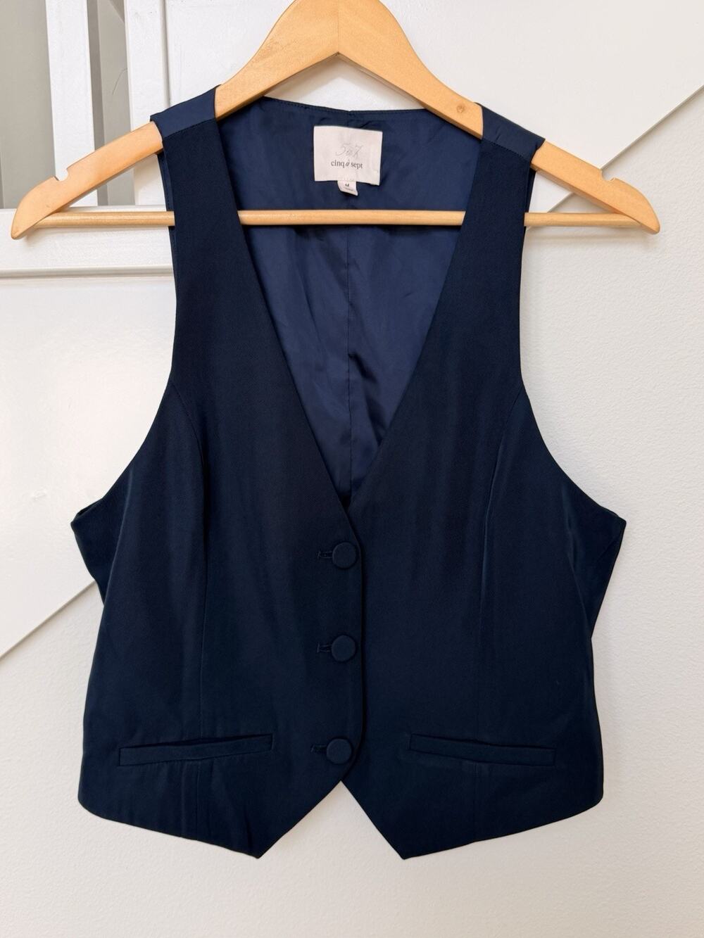 Cinq à Sept Women’s Navy Luxury Designer Suit Vest Waistcoat Button Front Size M